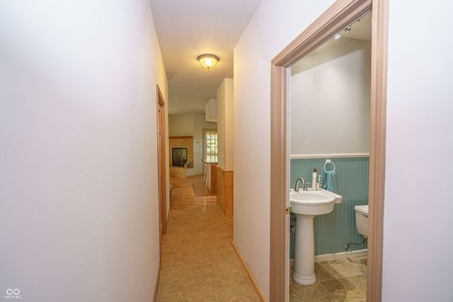 3999 W 950 S, Waveland, IN 47989