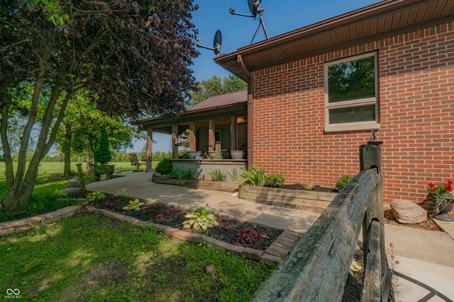 3999 W 950 S, Waveland, IN 47989