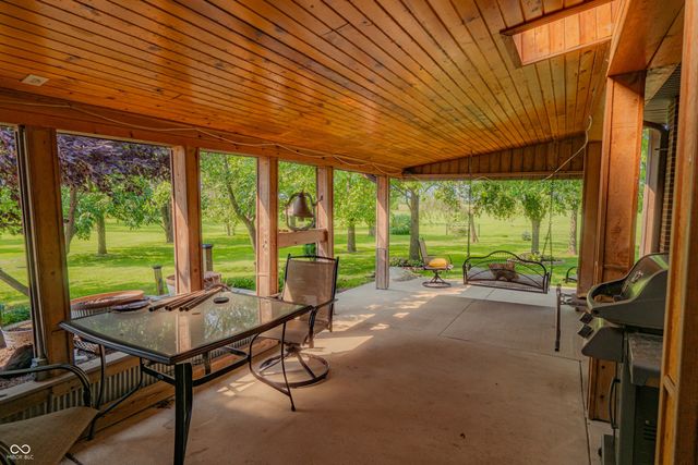 3999 W 950 S, Waveland, IN 47989