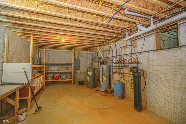 3999 W 950 S, Waveland, IN 47989