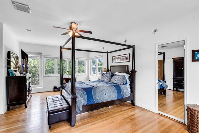 5965 Alton Rd, Miami Beach, FL 33140