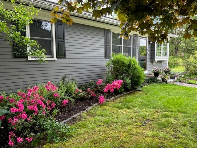 63 Conant St, Acton, MA 01720