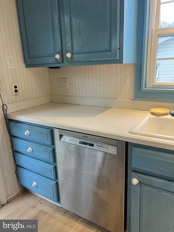 22 ABINGTON AVE, Marlton, NJ 08053