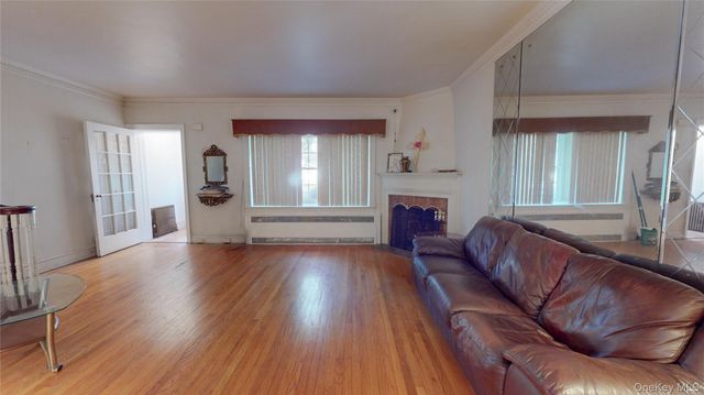 4584 Kings Highway, Brooklyn, NY 11234