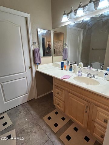 2929 W YORKSHIRE Drive 1086, Phoenix, AZ 85027