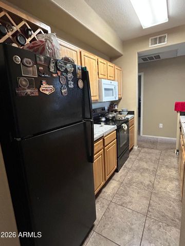 2929 W YORKSHIRE Drive 1086, Phoenix, AZ 85027