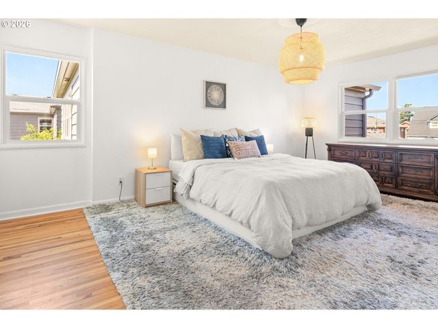 611 Ne CHURCH St 6, Portland, OR 97211