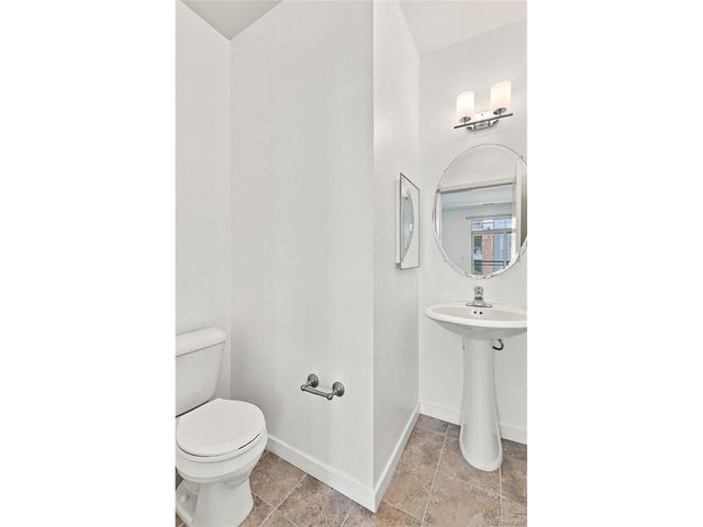 13598 Via Varra 120, Broomfield, CO 80020