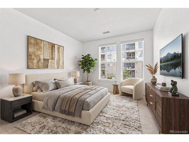 13598 Via Varra 120, Broomfield, CO 80020