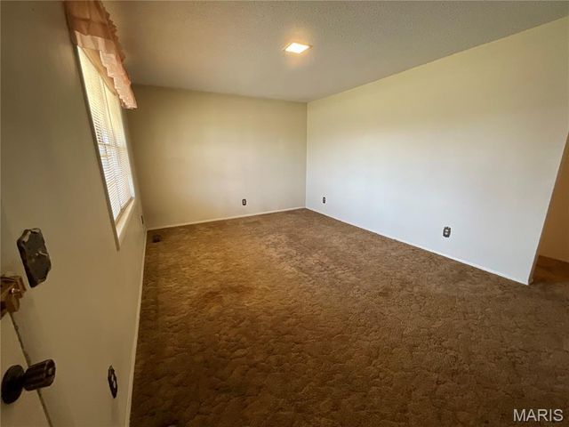 363 Harrison Lane, Poplar Bluff, MO 63901