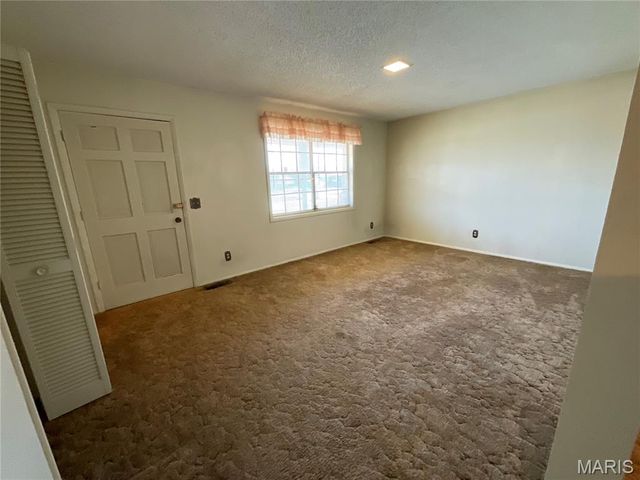 363 Harrison Lane, Poplar Bluff, MO 63901