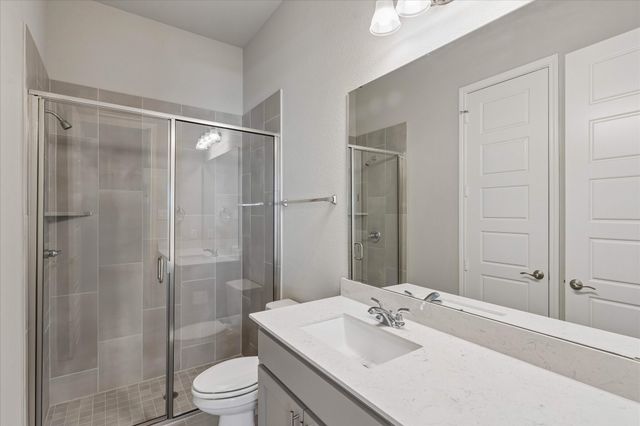5708 Lake Jackson Drive, Fort Worth, TX 76126