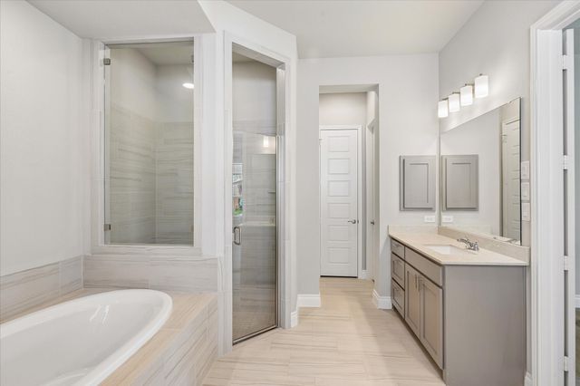 5708 Lake Jackson Drive, Fort Worth, TX 76126