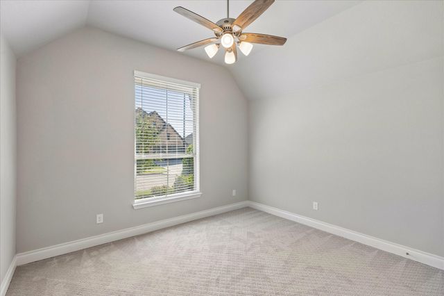 5708 Lake Jackson Drive, Fort Worth, TX 76126