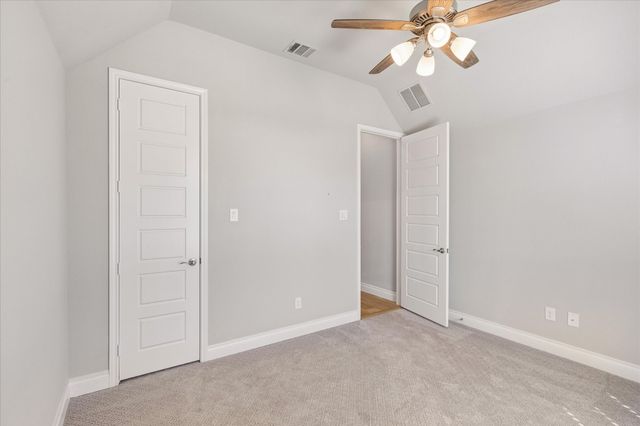 5708 Lake Jackson Drive, Fort Worth, TX 76126