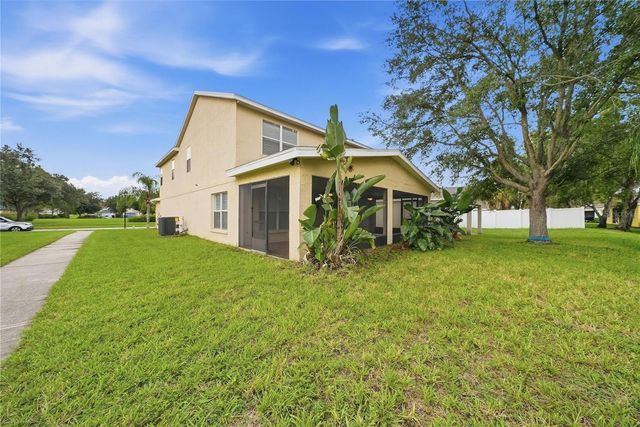11441 CRESTLAKE VILLAGE, Riverview, FL 33569