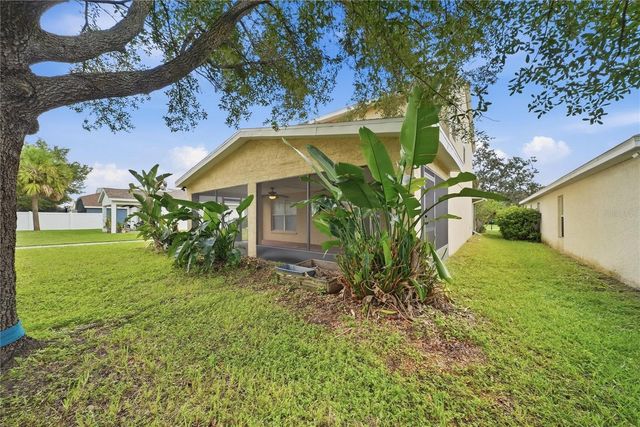 11441 CRESTLAKE VILLAGE, Riverview, FL 33569