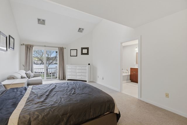 68 South Quinsigamond Avenue 4, Shrewsbury, MA 01545