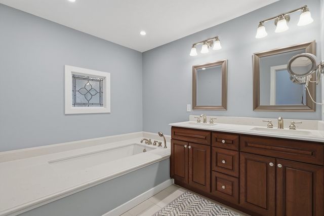 68 South Quinsigamond Avenue 4, Shrewsbury, MA 01545