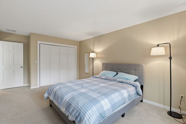 68 South Quinsigamond Avenue 4, Shrewsbury, MA 01545