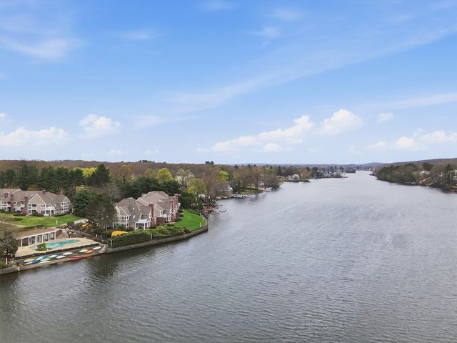 68 South Quinsigamond Avenue 4, Shrewsbury, MA 01545