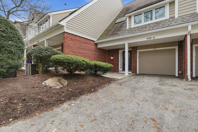 68 South Quinsigamond Avenue 4, Shrewsbury, MA 01545