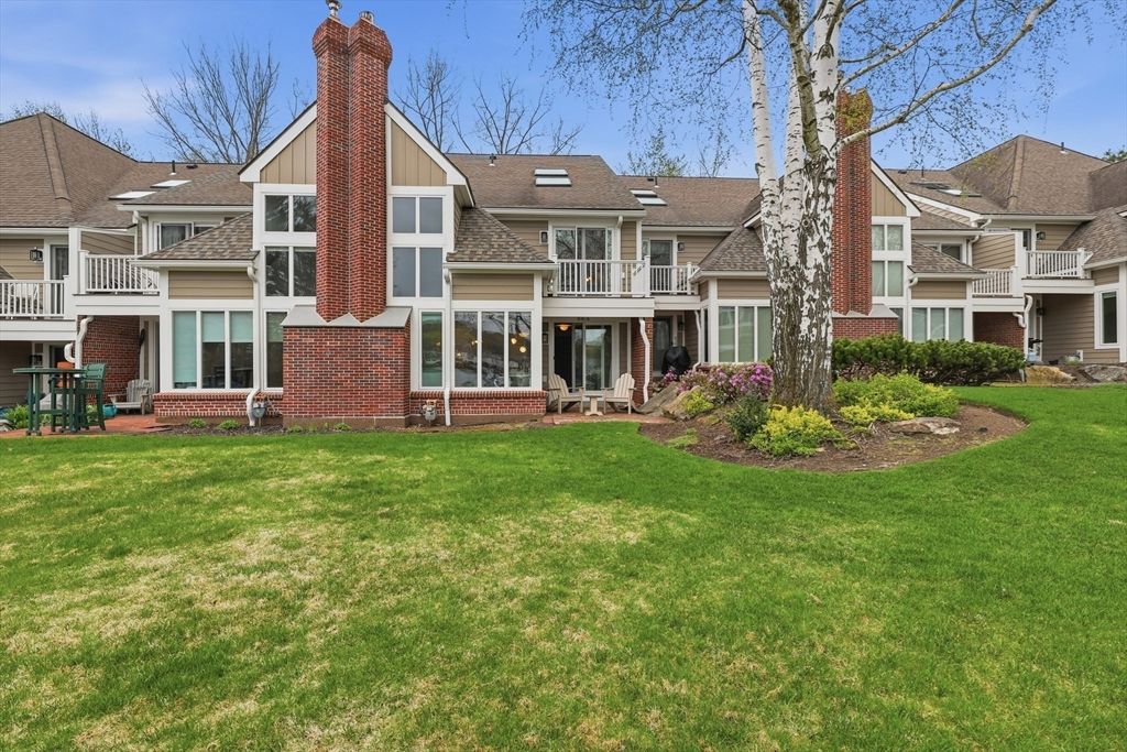 68 South Quinsigamond Avenue 4, Shrewsbury, MA 01545