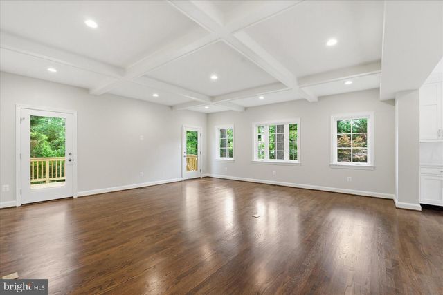7825 OLDCHESTER RD, Bethesda, MD 20817