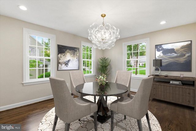 7825 OLDCHESTER RD, Bethesda, MD 20817
