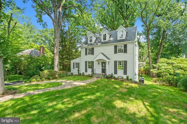7825 OLDCHESTER RD, Bethesda, MD 20817