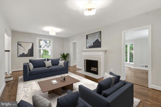 7825 OLDCHESTER RD, Bethesda, MD 20817