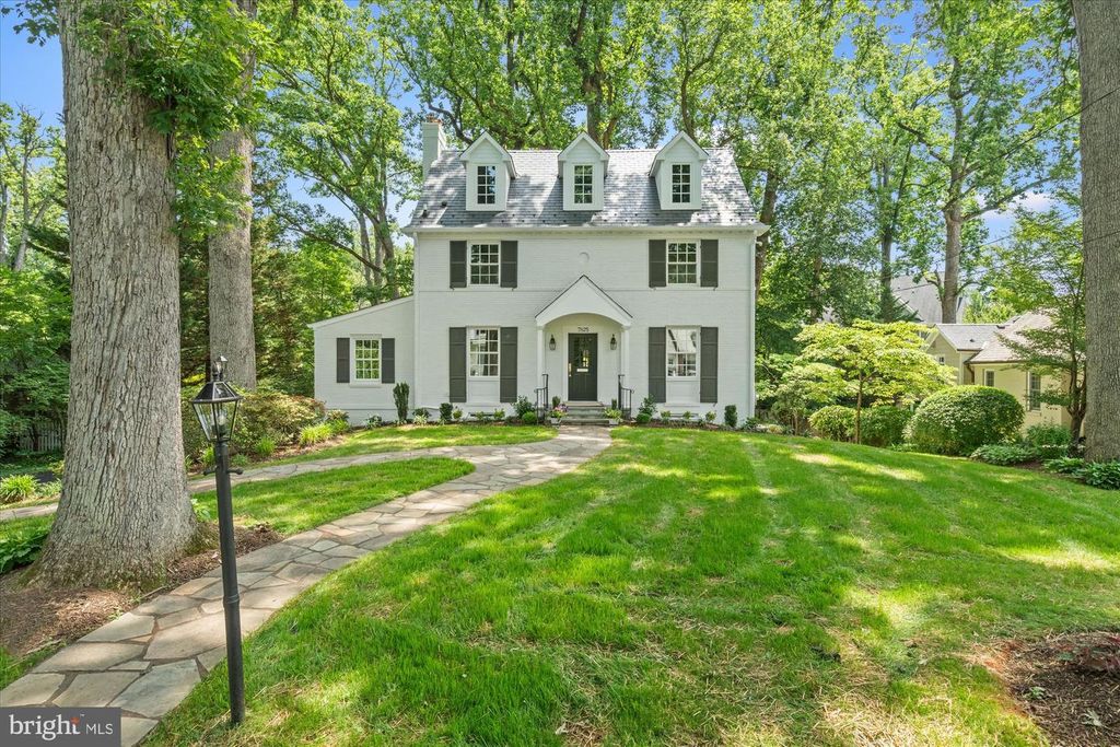 7825 OLDCHESTER RD, Bethesda, MD 20817
