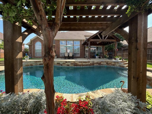 1802 Clear Summit Lane, Mansfield, TX 76063