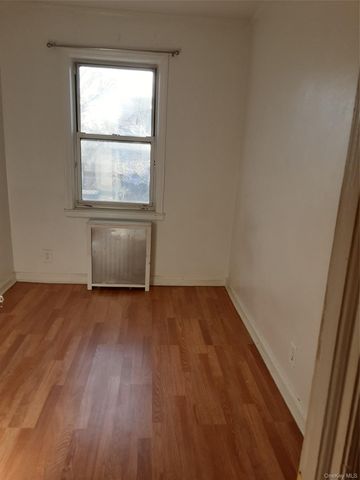 76-25 167th Street WHOLE HOUSE, Fresh Meadows, NY 11366