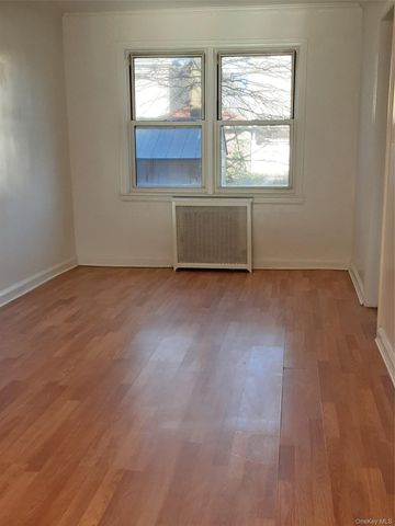 76-25 167th Street WHOLE HOUSE, Fresh Meadows, NY 11366
