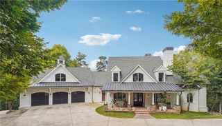 21 Edgewater SE Drive, Cartersville, GA 30121