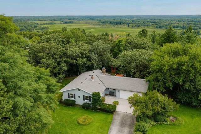 S100W31478 County Road LO, Mukwonago, WI 53149