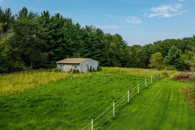 S100W31478 County Road LO, Mukwonago, WI 53149