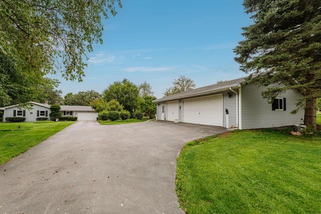 S100W31478 County Road LO, Mukwonago, WI 53149