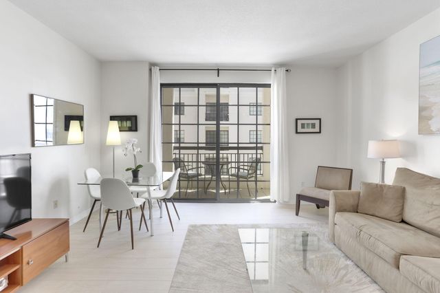 233 S Federal Highway 704, Boca Raton, FL 33432