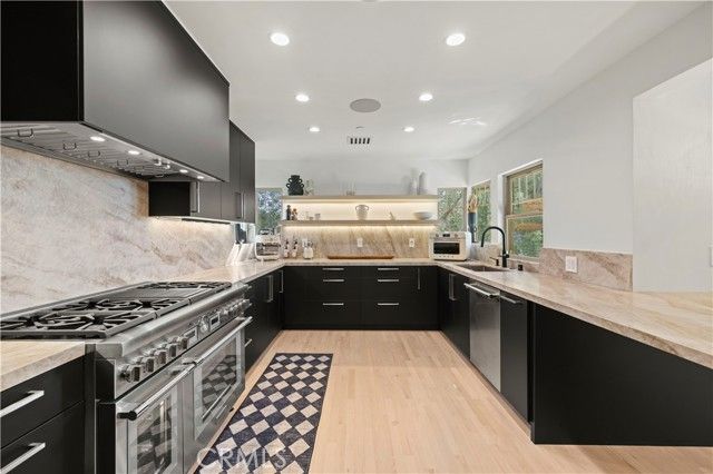 7628 Airlie, Tujunga (los Angeles), CA 91042