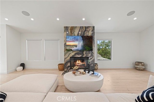 7628 Airlie, Tujunga (los Angeles), CA 91042