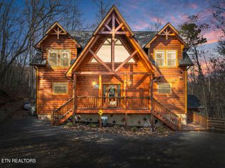 1041 Vista Drive, Gatlinburg, TN 37738
