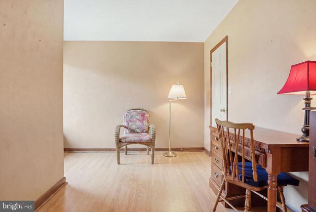 220 KENNEDY CT, Hanover, PA 17331