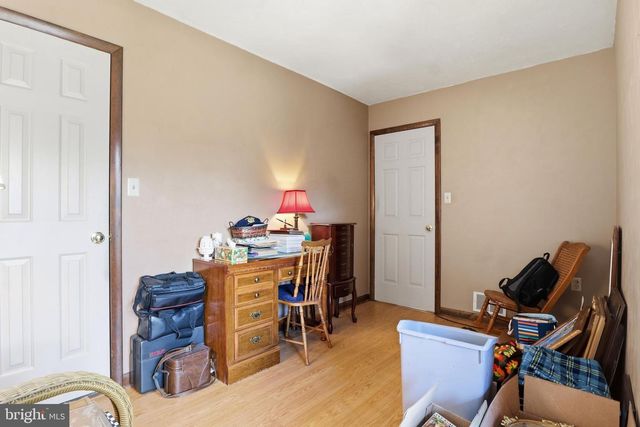 220 KENNEDY CT, Hanover, PA 17331
