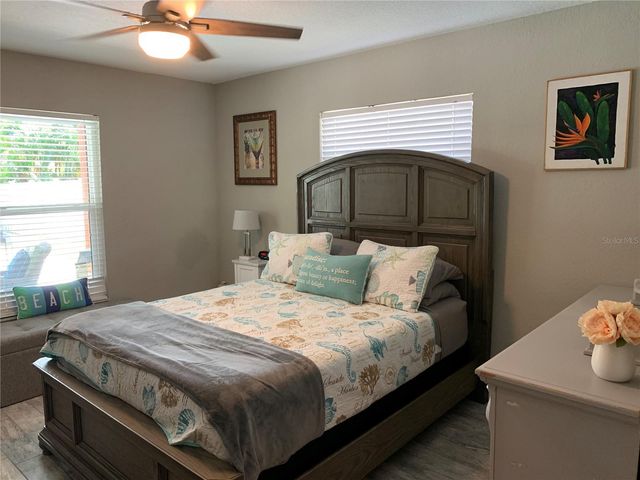 1901 39TH STREET W, Bradenton, FL 34205