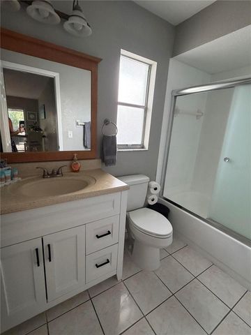 1901 39TH STREET W, Bradenton, FL 34205