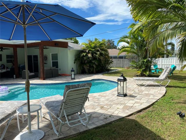 1901 39TH STREET W, Bradenton, FL 34205
