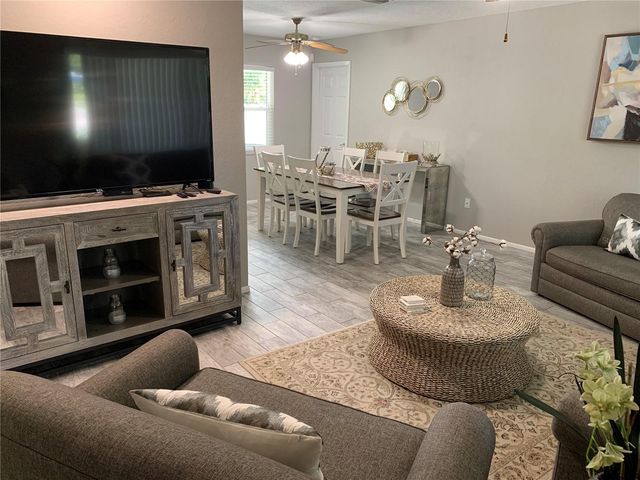 1901 39TH STREET W, Bradenton, FL 34205