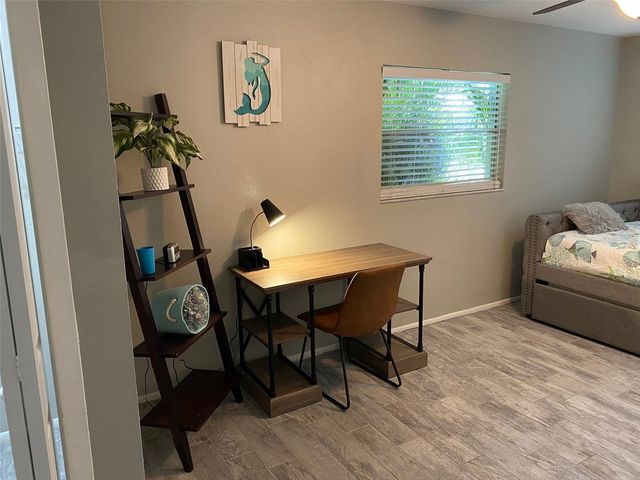 1901 39TH STREET W, Bradenton, FL 34205